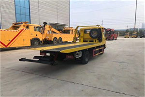 名山非事故拖车